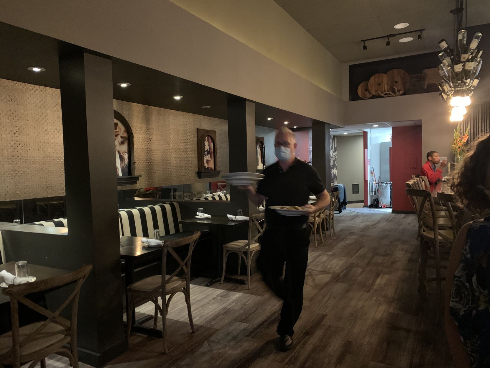 D'Vino interior